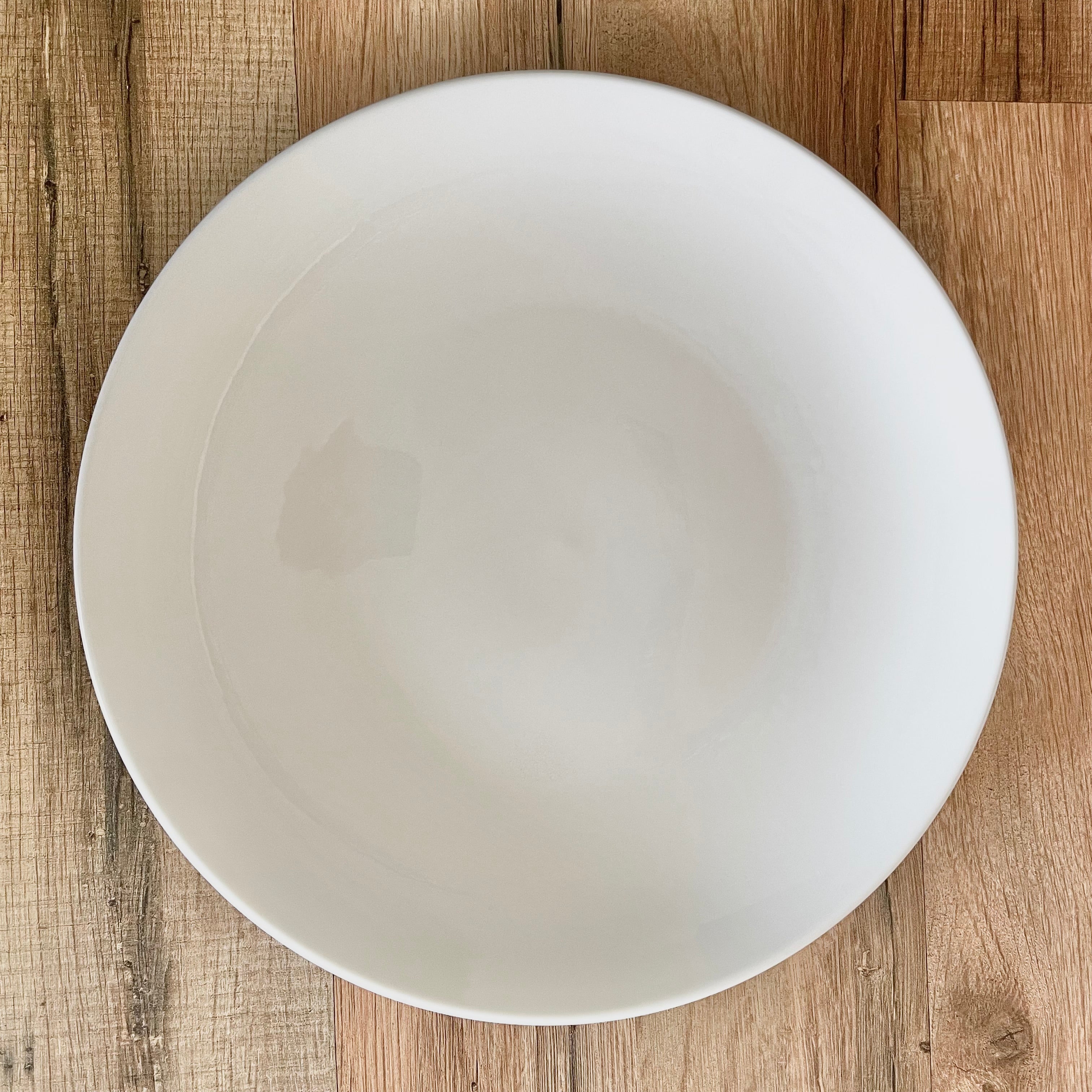 white dinner plate rental