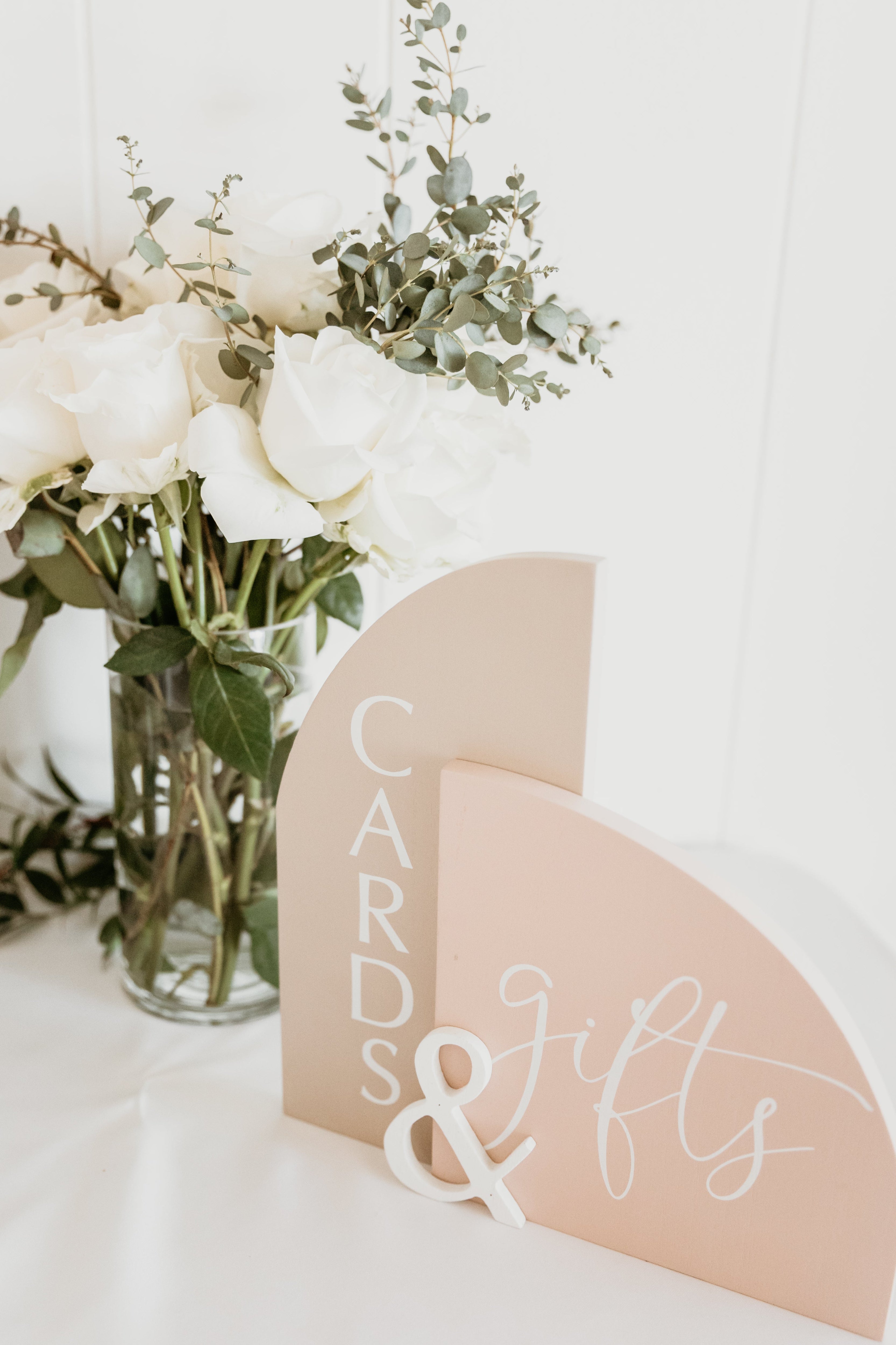 cards & gifts sign